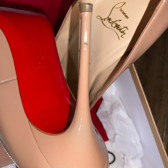 Completa 100 mm Patent Leather NUDE Pumps
